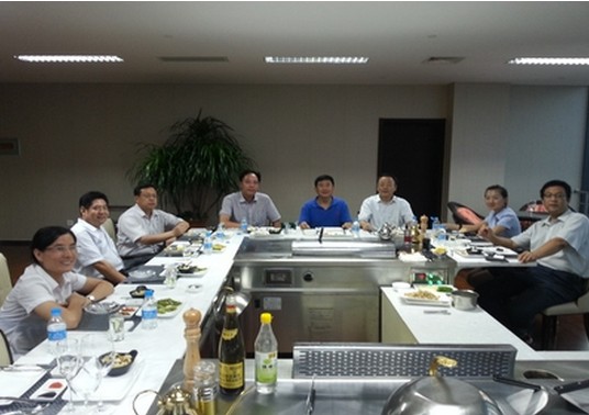 規范物業(yè)市場(chǎng)發(fā)展，共創(chuàng  )企業(yè)輝煌