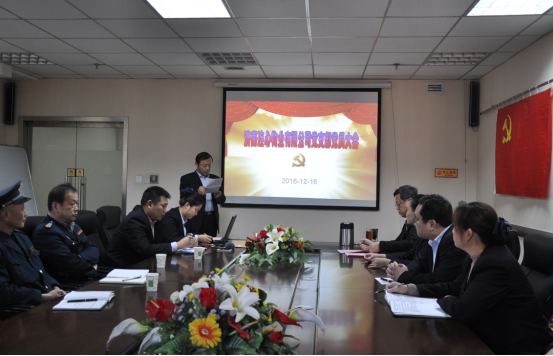 嚴格履行手續 做好納新工作